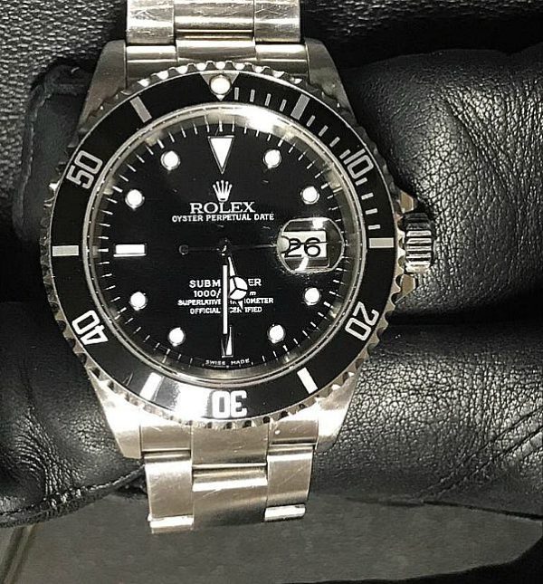 Rolex_submariner_166610_2002_usato6_stock_fallimenti