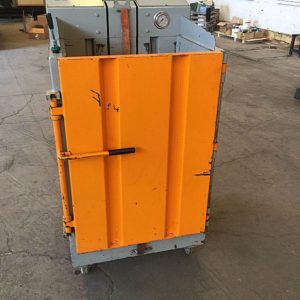Pressa_per_cartone_e_plastica_COMAP_stock_fallimenti